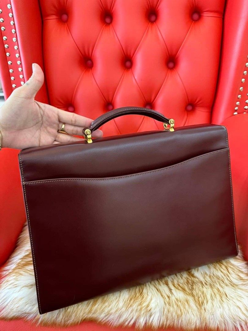 Cartier kasya laptop (Category: Luxury Bags & Wallets) located in Butuan. Submitted by jen_pre (Listing ID 1210694710, Image 3). Description: .