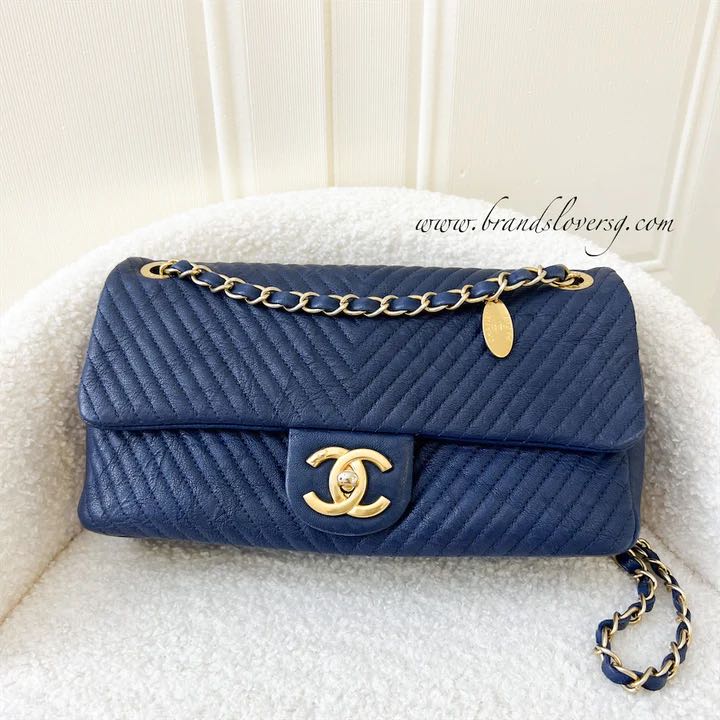 Chanel herringbone 2025