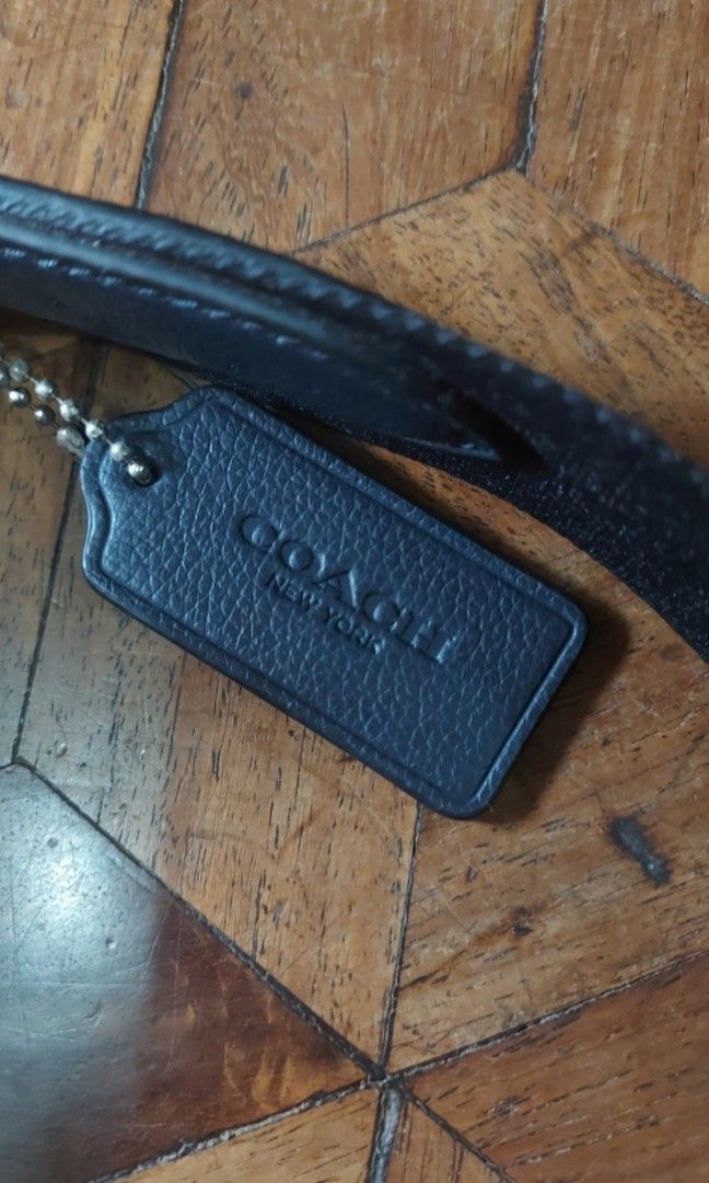 Coach - Charles Crossbody Leather Bag (Category: Sling Bags) located in Paranaque City. Submitted by d4n13ll3 (Listing ID 1210652841, Image 3). Description: New and never used, hardware and leather in good condition. Details: Crossgrain leather Inside zip and multifunction pockets Zip-top closure, fabric lining Outside open and zip pockets Adjustable strap for shoulder or crossbody wear 11 1/2" (L) x 11" (H) x 1 1/4" (W) Authentic.