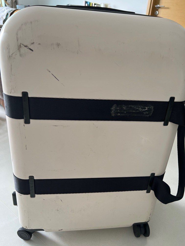 Crumpler suitcase clearance