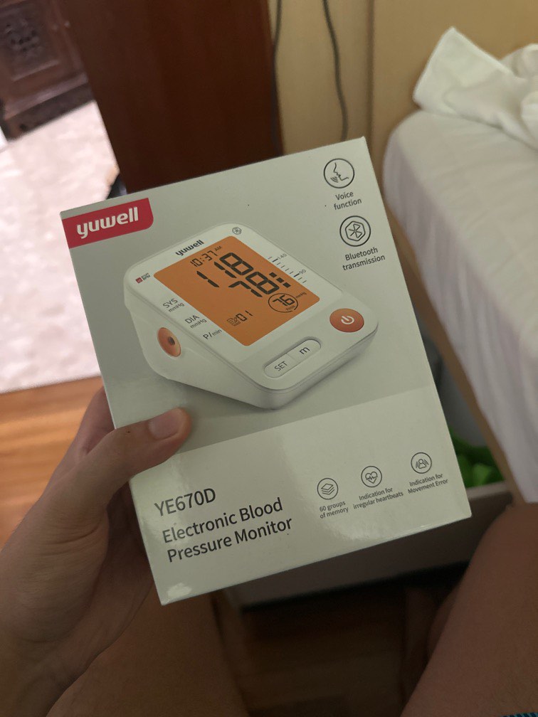 Electronic Blood Pressure Monitor YE670D, Health & Nutrition, Assistive