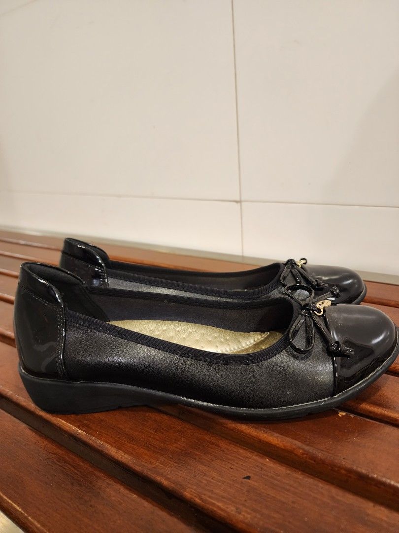 Everbest black shoes, Women's Fashion, Footwear, Flats on Carousell