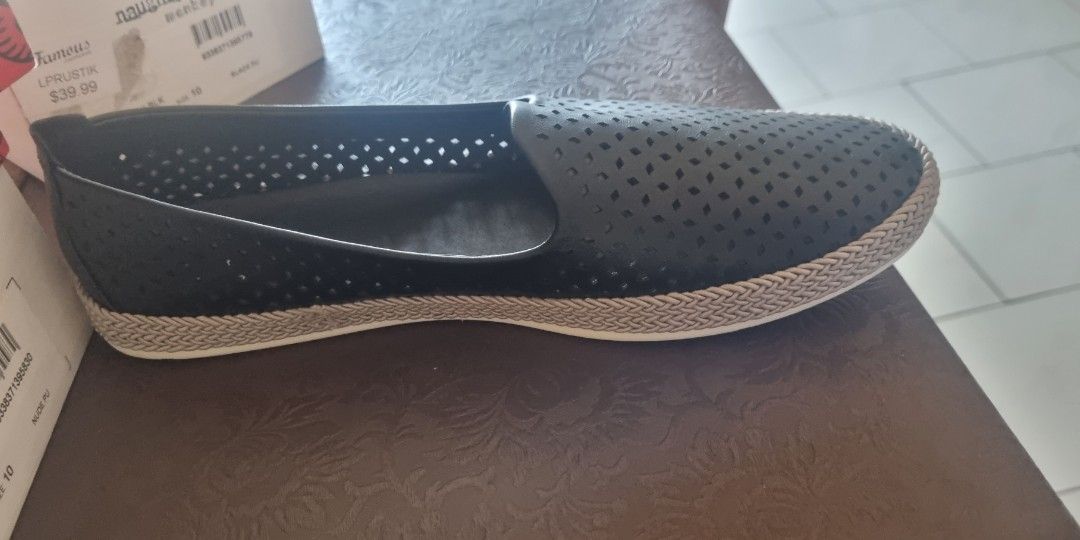 Famous footwear black shoes Women s Fashion Shoes on Carousell
