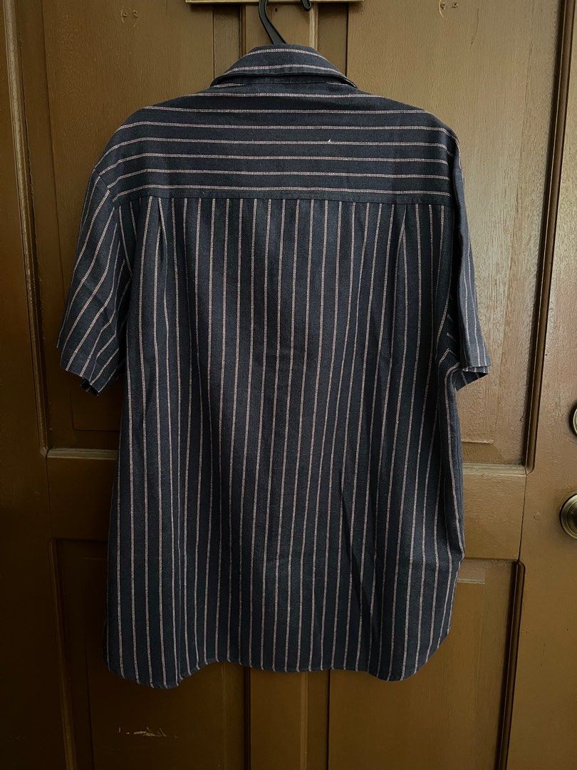 Folded&Hung short-sleeves polo for men (Category: Tshirts & Polo Shirts ) located in Mexico. Submitted by saverspace (Listing ID 1210650327, Image 2). Description: Brand: Folded&Hung Color: Navy blue stripes Size: XL RFS: Decluttering .