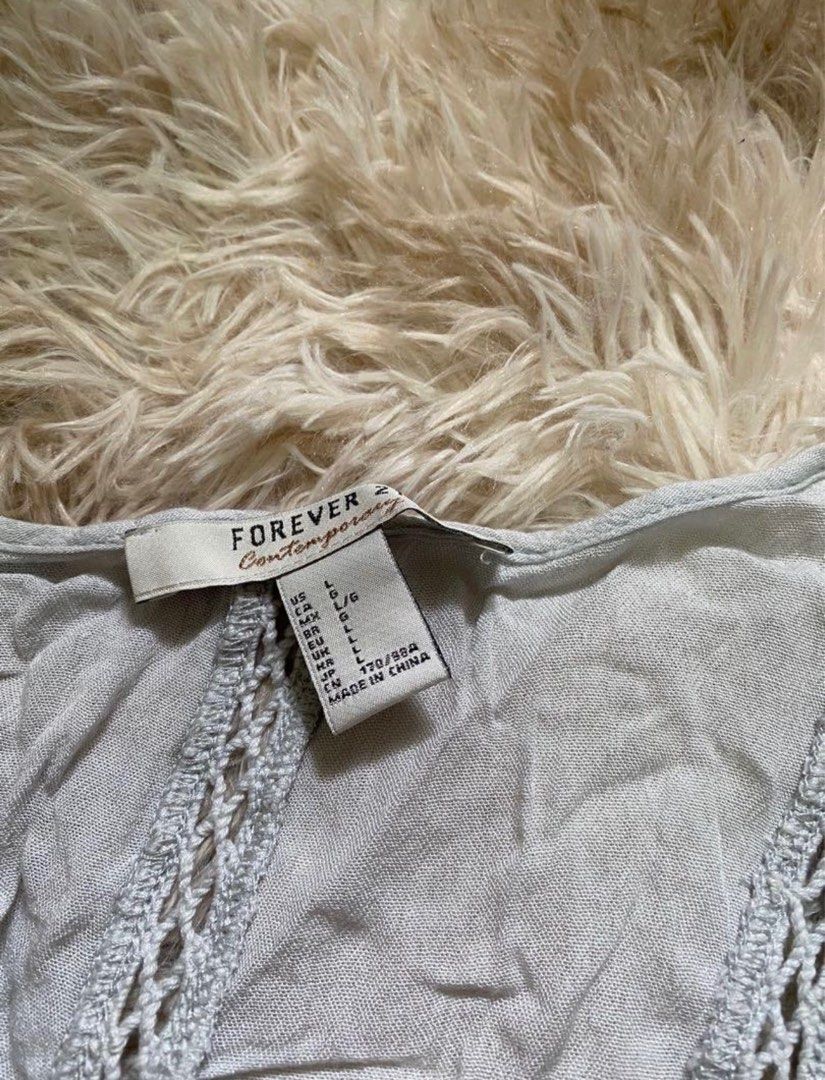 Forever 21 Boho Dress (Category: Dresses) located in Manila. Submitted by amiax (Listing ID 1210714279, Image 3). Description: Forever 21 baby blue boho dress Altered to fit medium frames Used once only for a shoot Bought for 1k before.