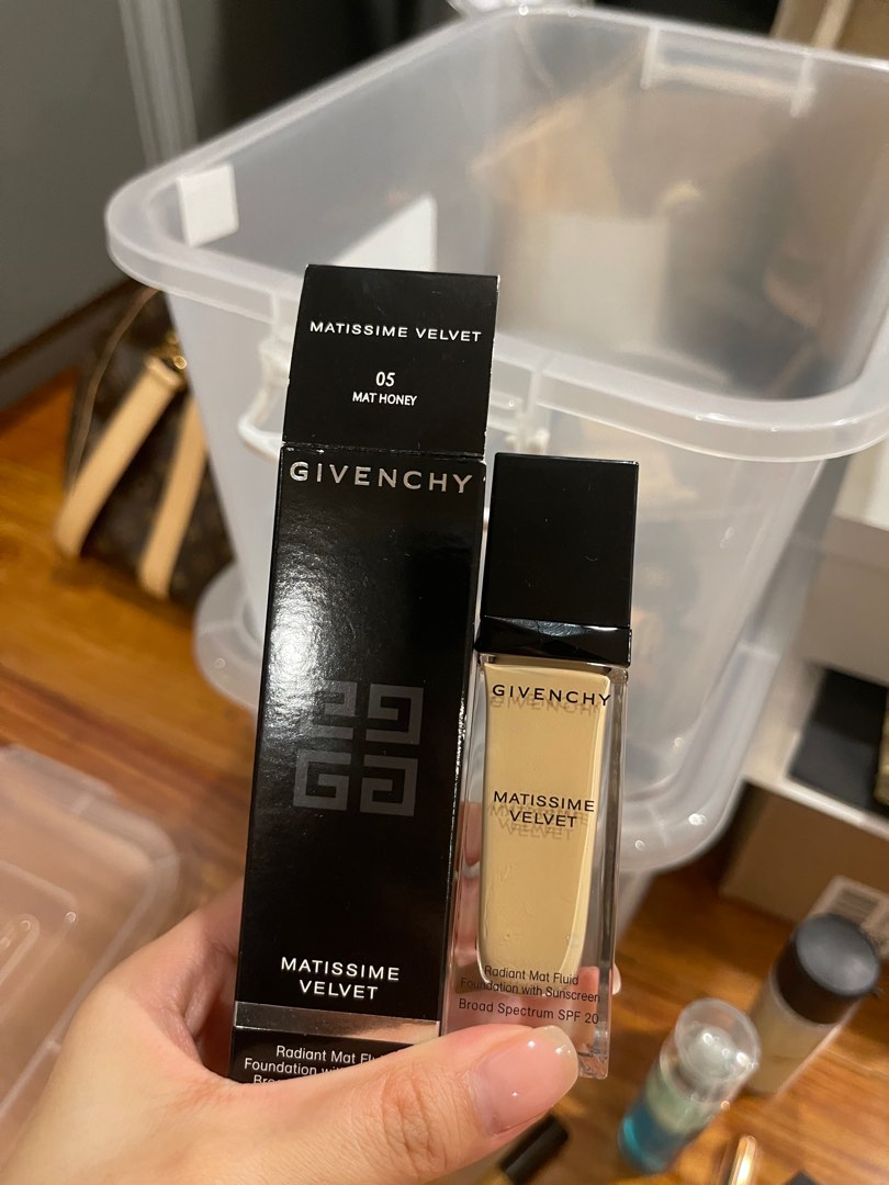 Givenchy matissime velvet foundation, Beauty & Personal Care, Face, Makeup  on Carousell