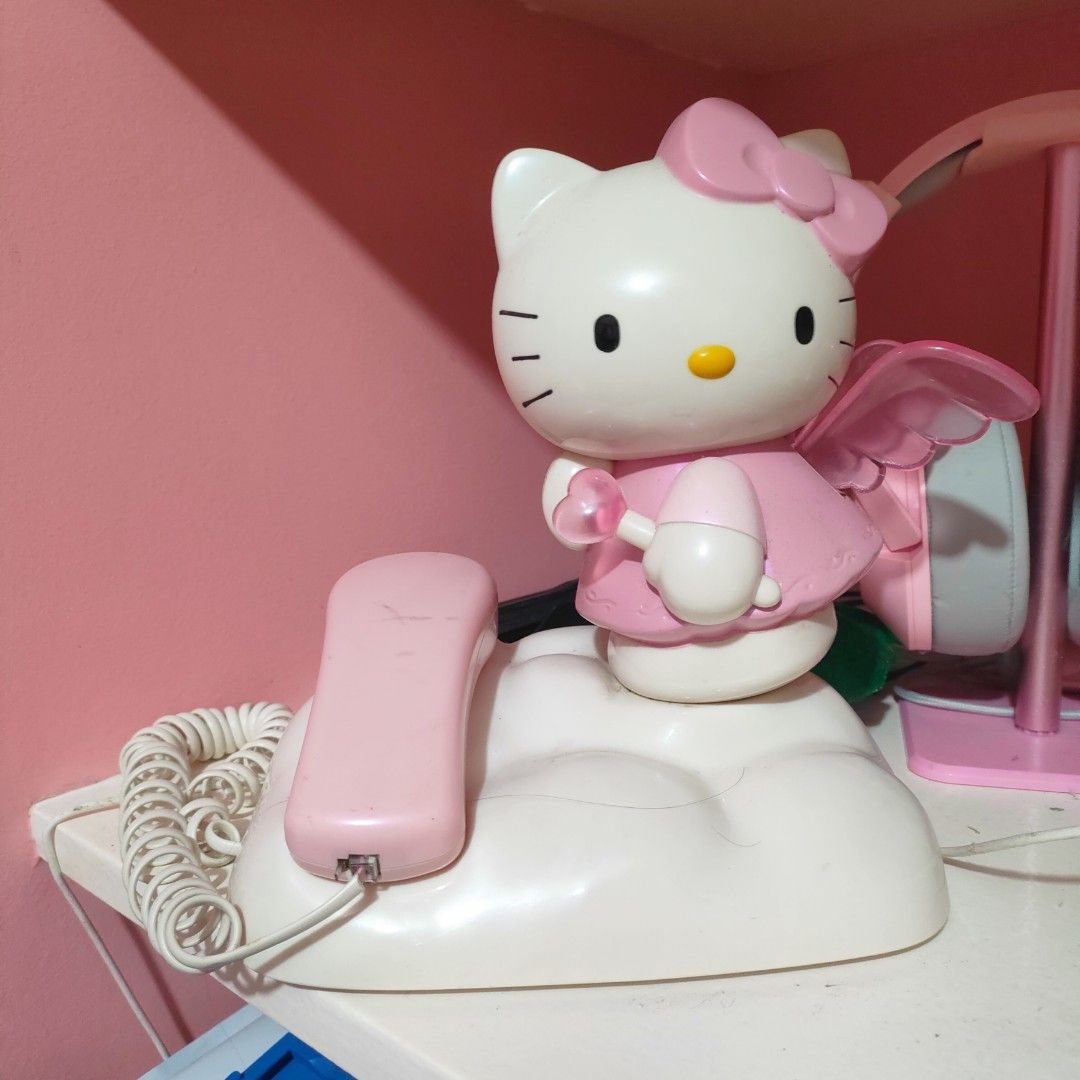Hello Kitty Telephone, Hobbies & Toys, Toys & Games on Carousell