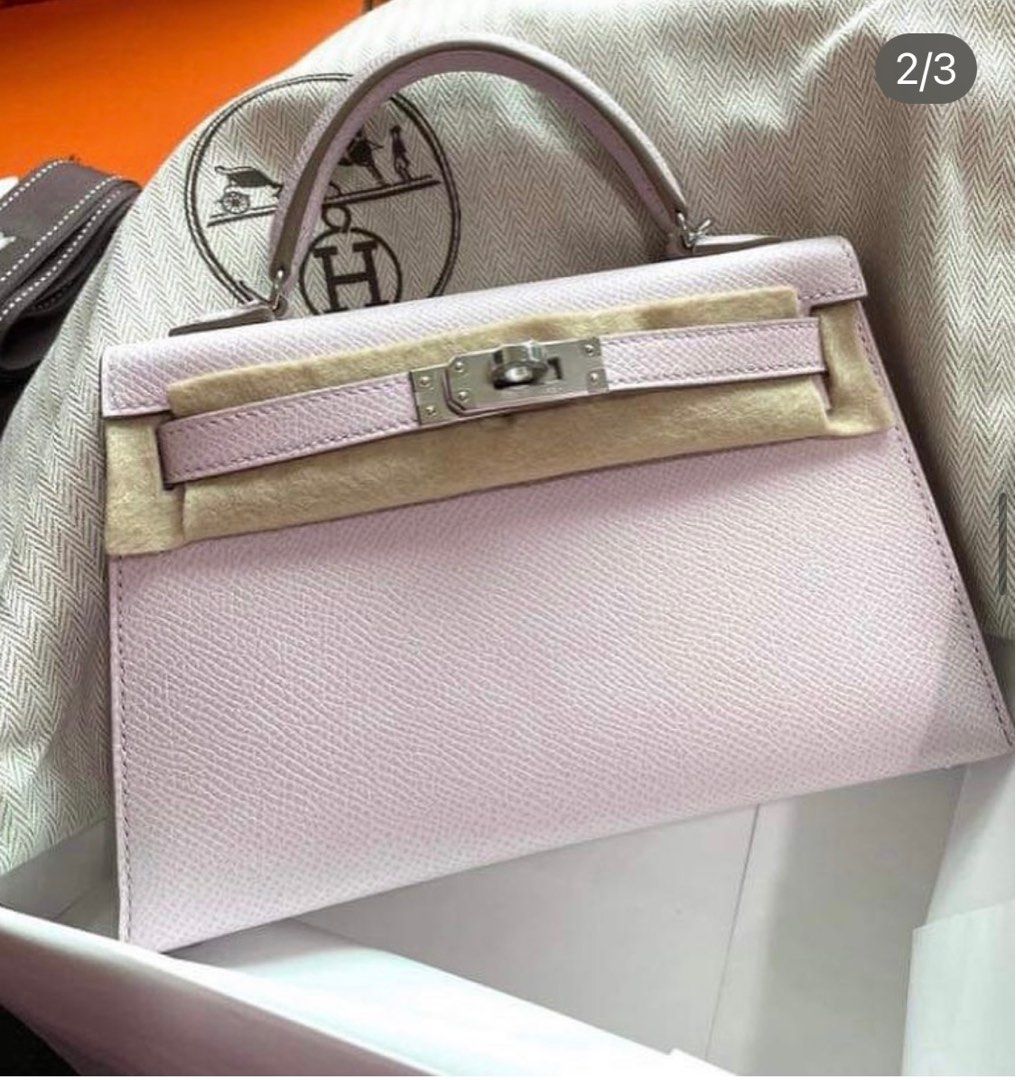 Hermes Kelly 20 in craie / gris asphalt ghw stamp B, Luxury, Bags & Wallets  on Carousell