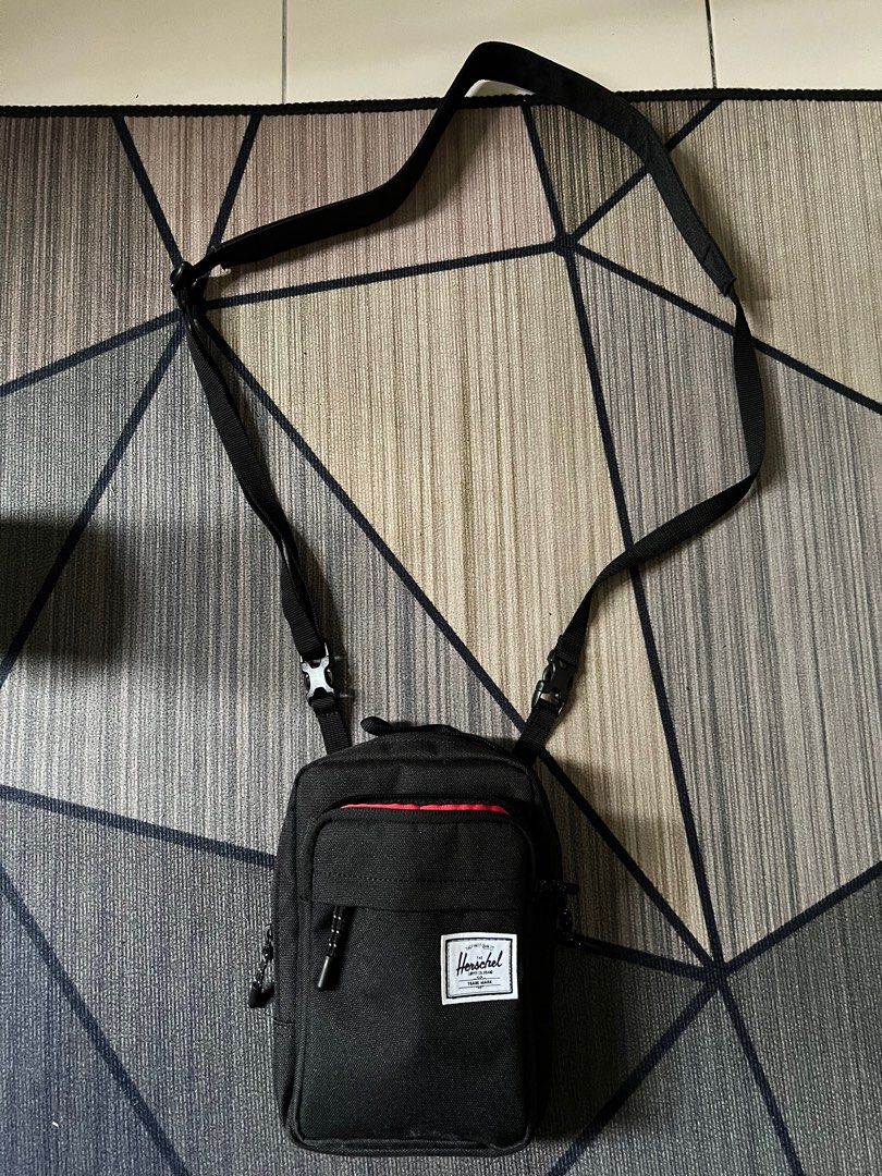 Herschel hotsell crossbody large