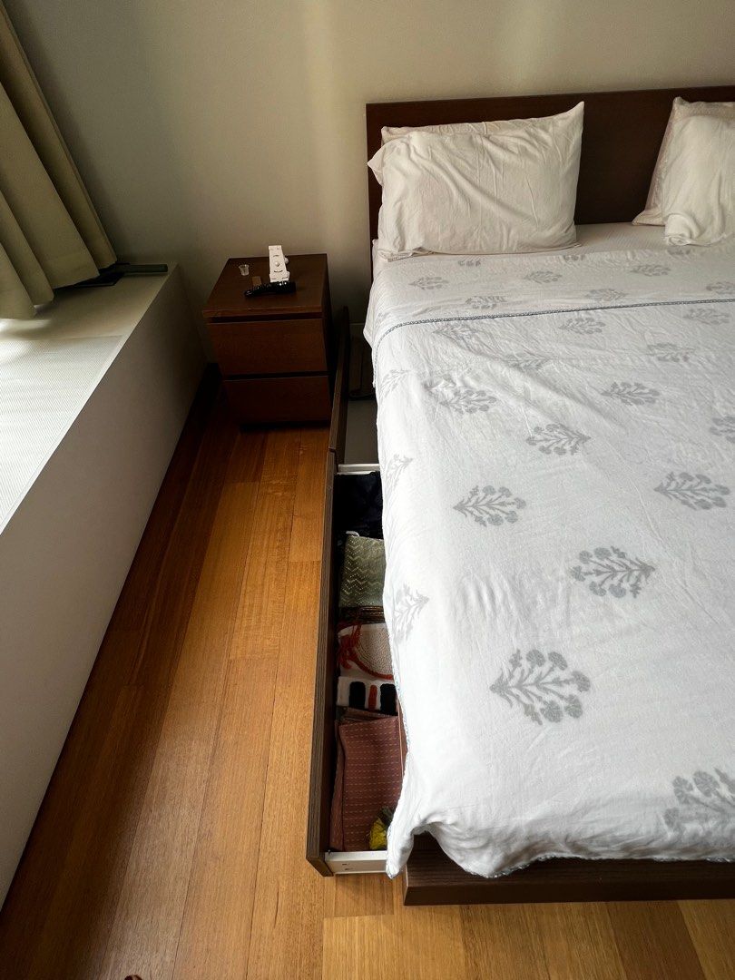 IKEA Malm king bed with 4 storage drawers and mattres, Furniture & Home