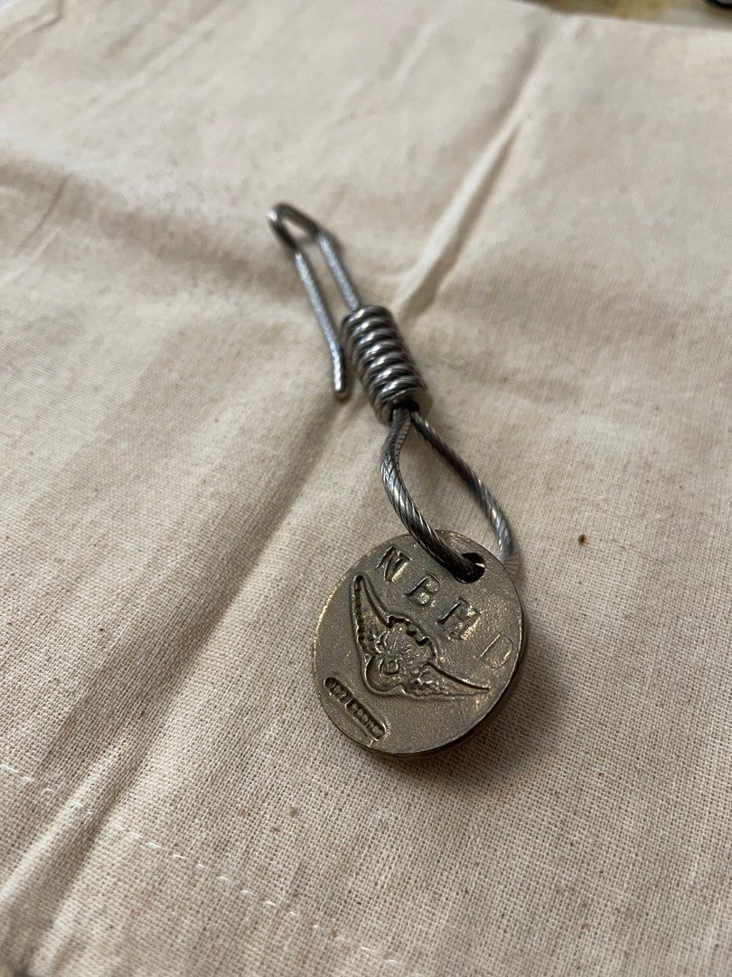 Jeff decker x Neighborhood Key holder, 名牌, 飾物及配件- Carousell