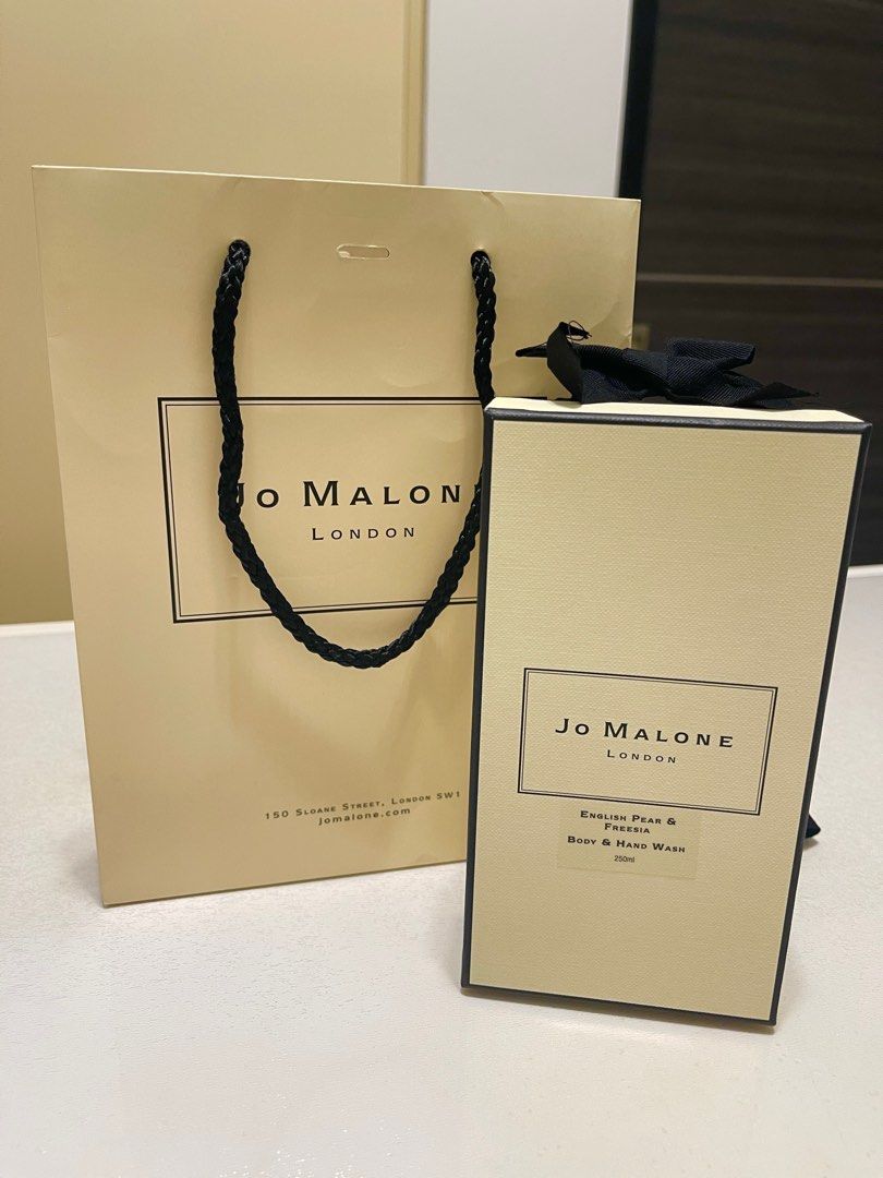 Jo Malone body wash, Beauty & Personal Care, Bath & Body, Bath on Carousell