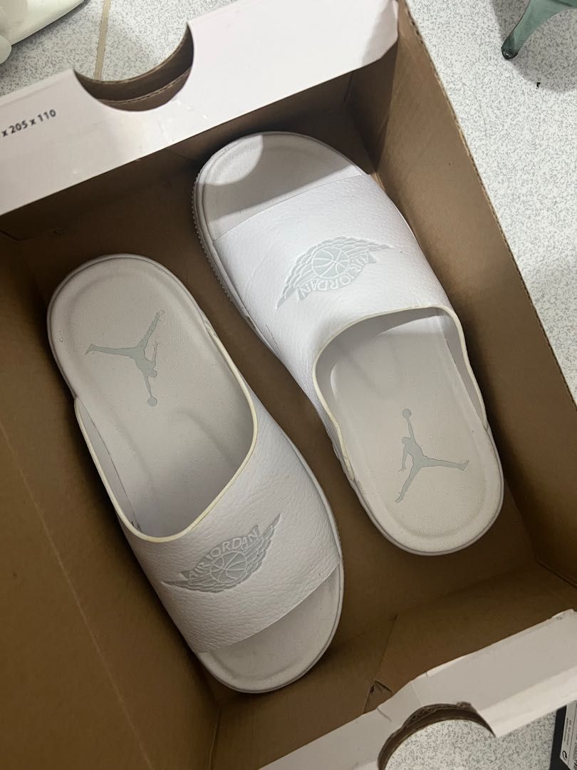 jordan modero women's slide