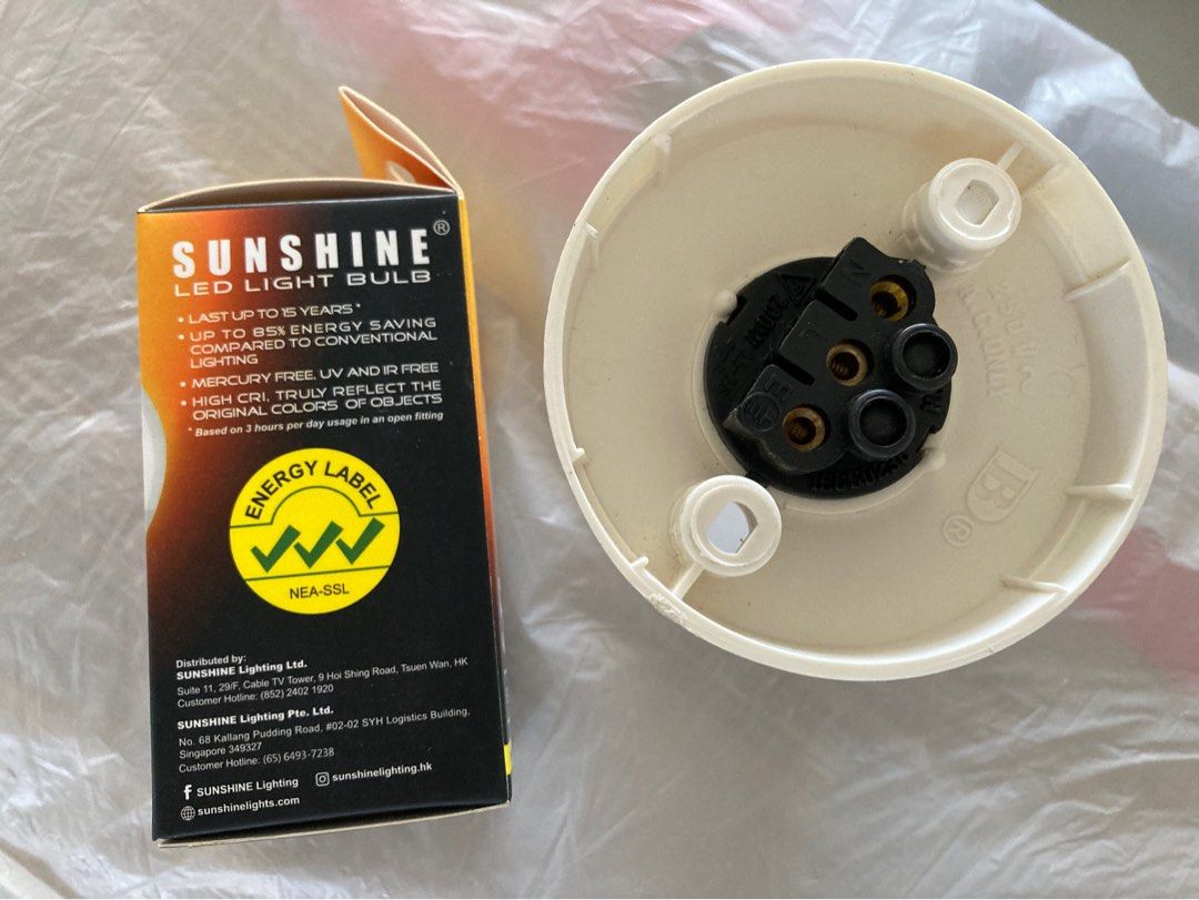 LED Lightbulb + Socket, Furniture & Home Living, Lighting & Fans, Lighting on Carousell