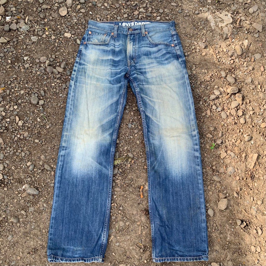 Levis 604 straight cut, Men's Fashion, Bottoms, Jeans on Carousell
