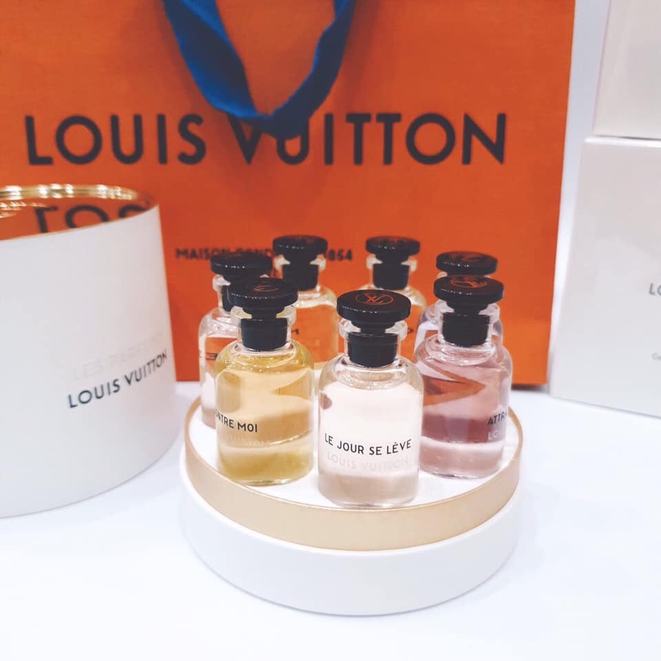 LV LOUIS VUITTON LES PARFUMS MINIATURE 7IN1 SET FOR WOMAN 7X10ML (With  Paper Bag), Beauty & Personal Care, Fragrance & Deodorants on Carousell