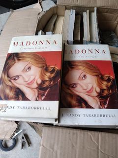 Madonna An Intimate Biography Hardbound Book