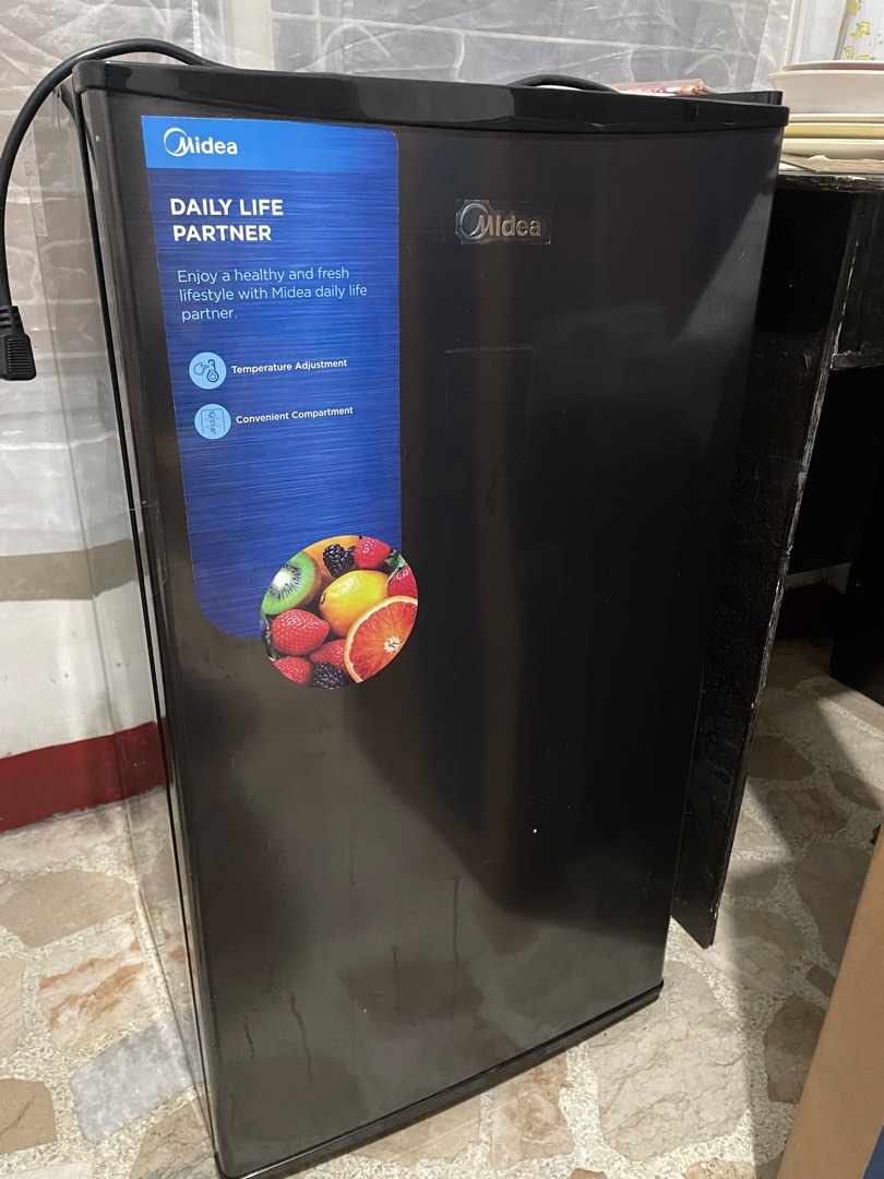Midea Compact Refrigerator, TV & Home Appliances, Kitchen Appliances