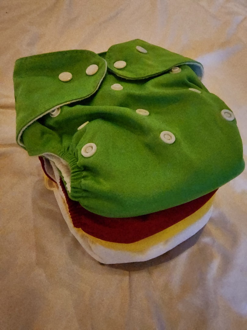 Newborn cloth diaper with insert set of 5 assorted color, Babies & Kids