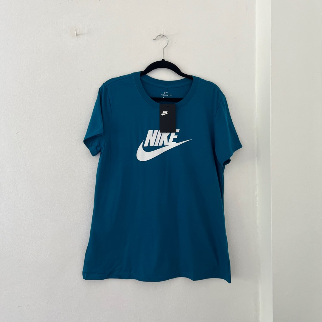 womens nike blue shirt