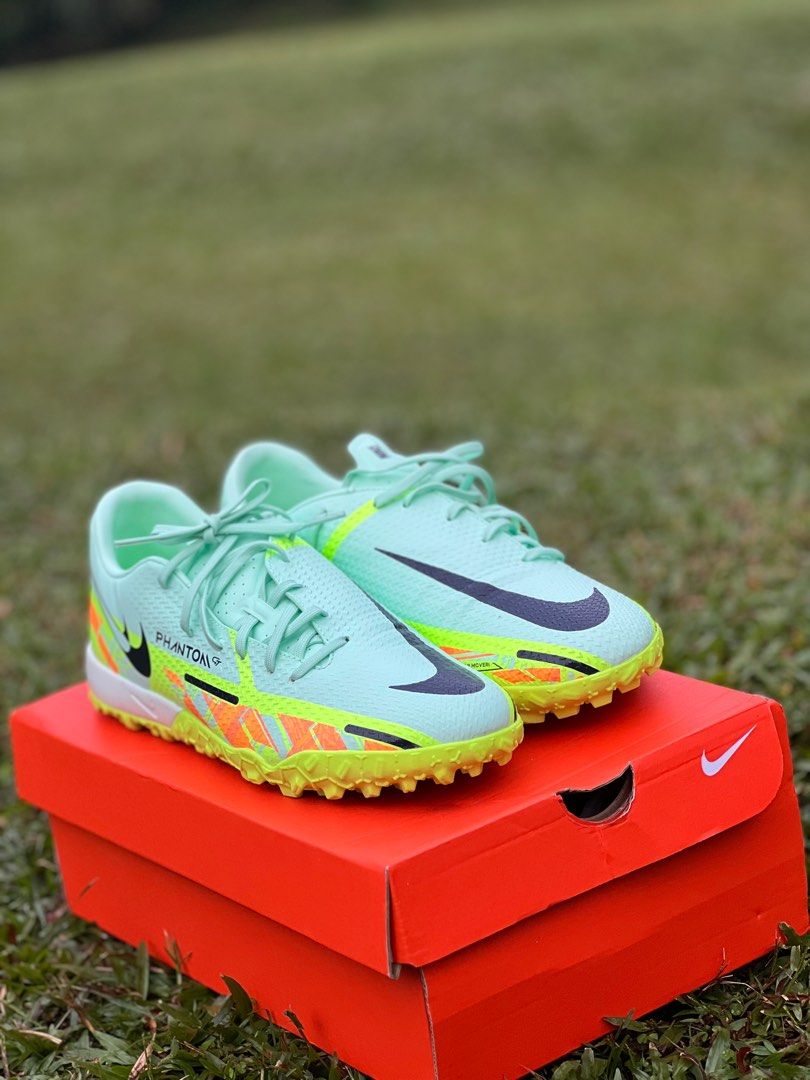 Nike Phantom GT2 Academy Turf Sports Equipment Sports Games