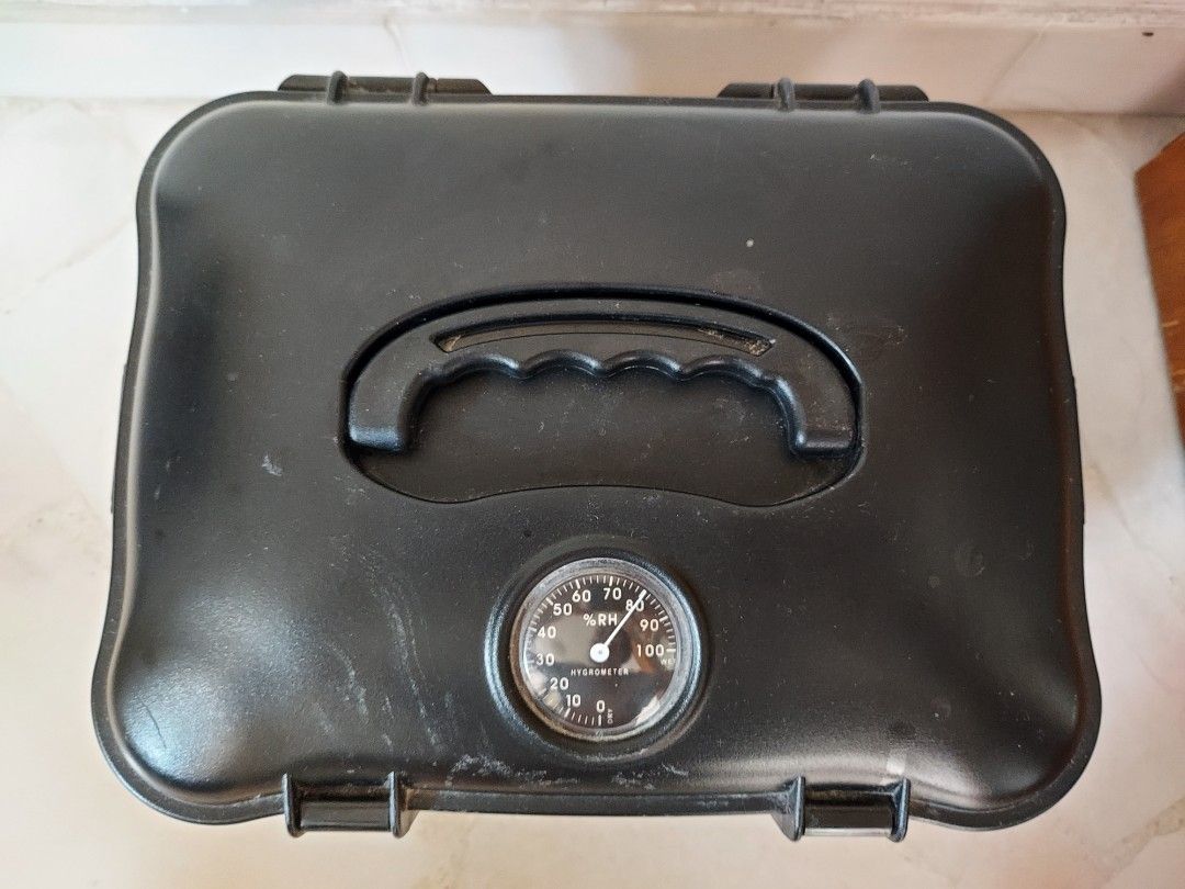 Nikon Camera Dry Box, Photography, Photography Accessories, Dry Boxes