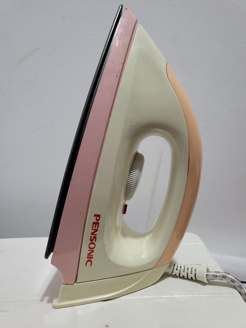 Non steam iron, Everything Else on Carousell