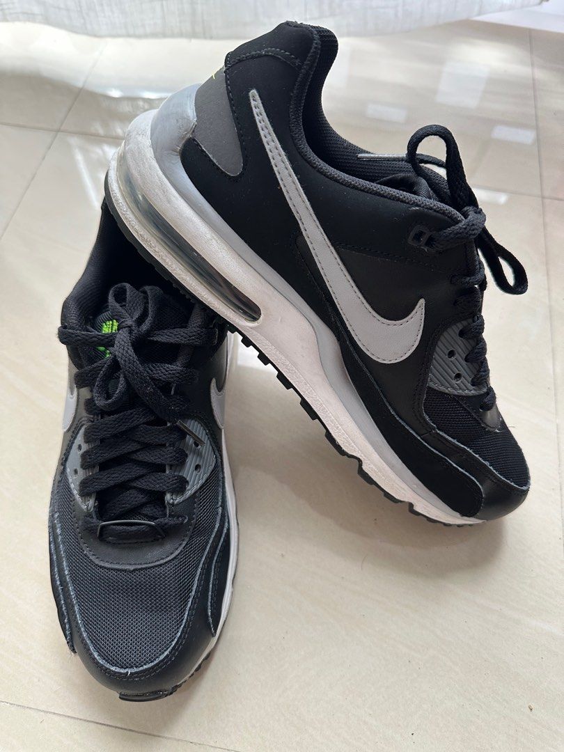 Older Kids Nike Air Max Shoes Size 5.5 From Us, Babies & Kids, Babies &  Kids Fashion On Carousell