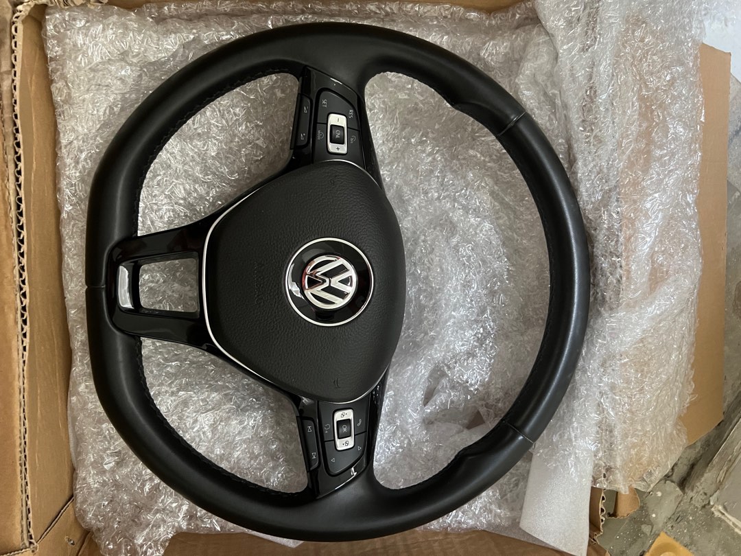 Original Passat Steering wheels, Car Accessories, Accessories on Carousell