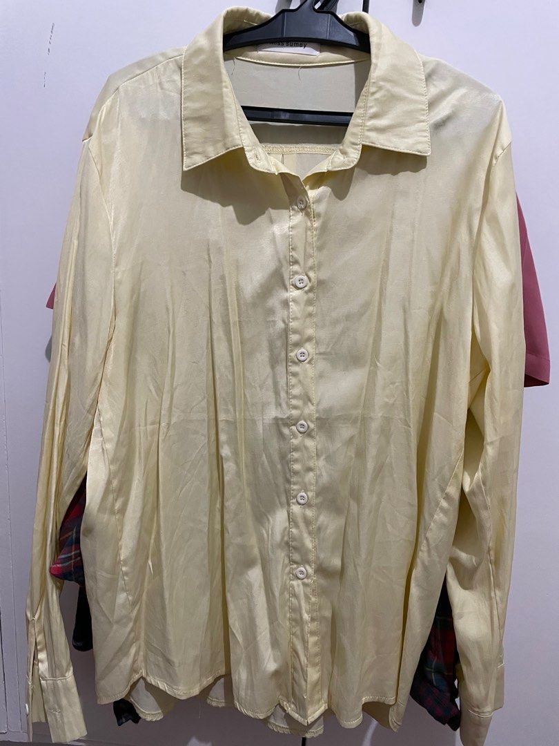 Pastel yellow polo longsleeves (Category: Longsleeves) located in Taguig. Submitted by gpbacs_ (Listing ID 1210681505, Image 2). Description: RFS: Decluttering Small-Medium Never been used. Washed and kept lang po sa cabinet.