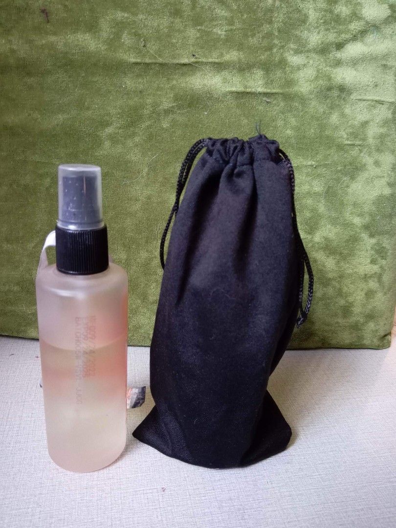 Pouch for perfume deals