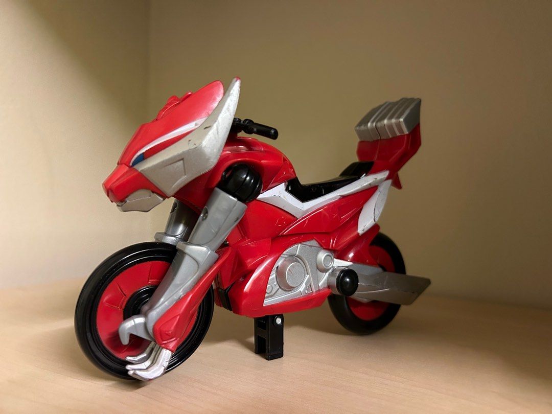 Power Rangers Red Ranger Tiger Fury Motorcycle, Hobbies & Toys, Toys