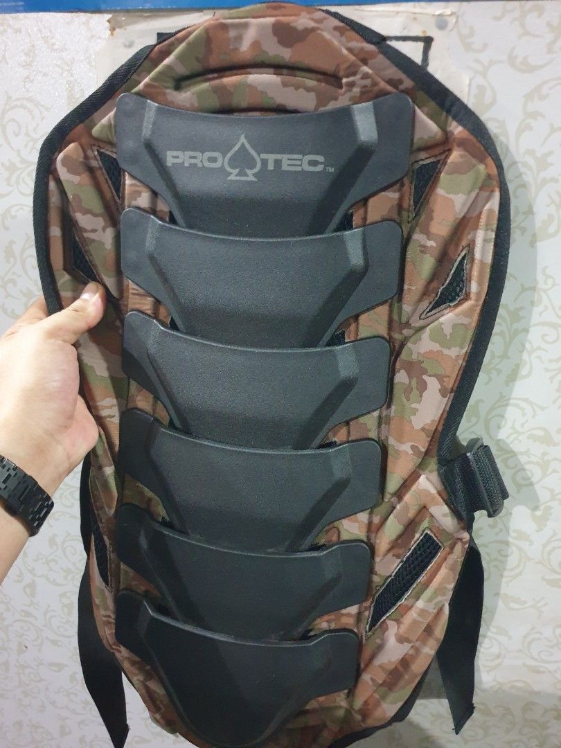 ProTec IPS Back Pad Spine guard snowboard, Sports Equipment, Other