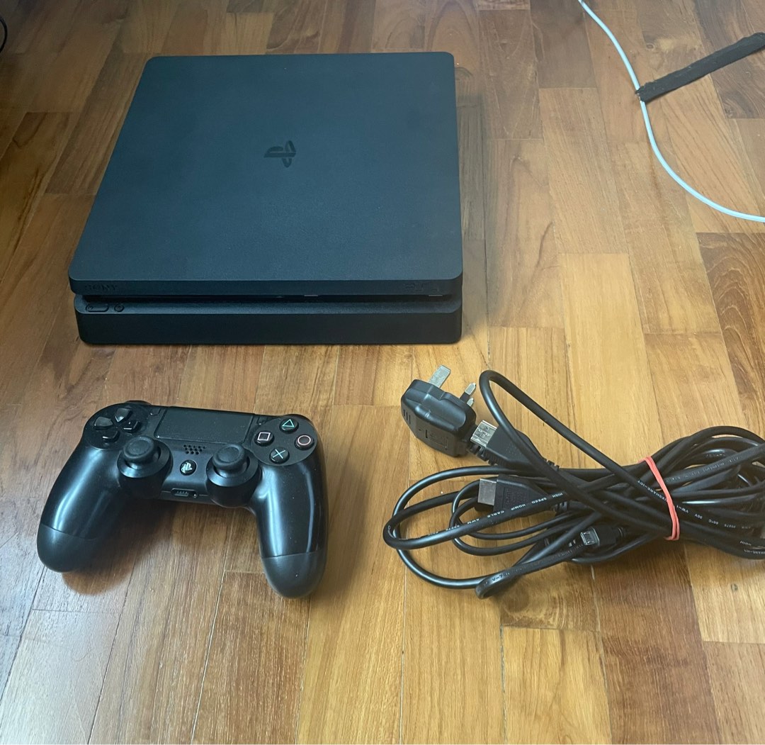 PS4 Slim 1TB (CUH2218B), Video Gaming, Video Game Consoles