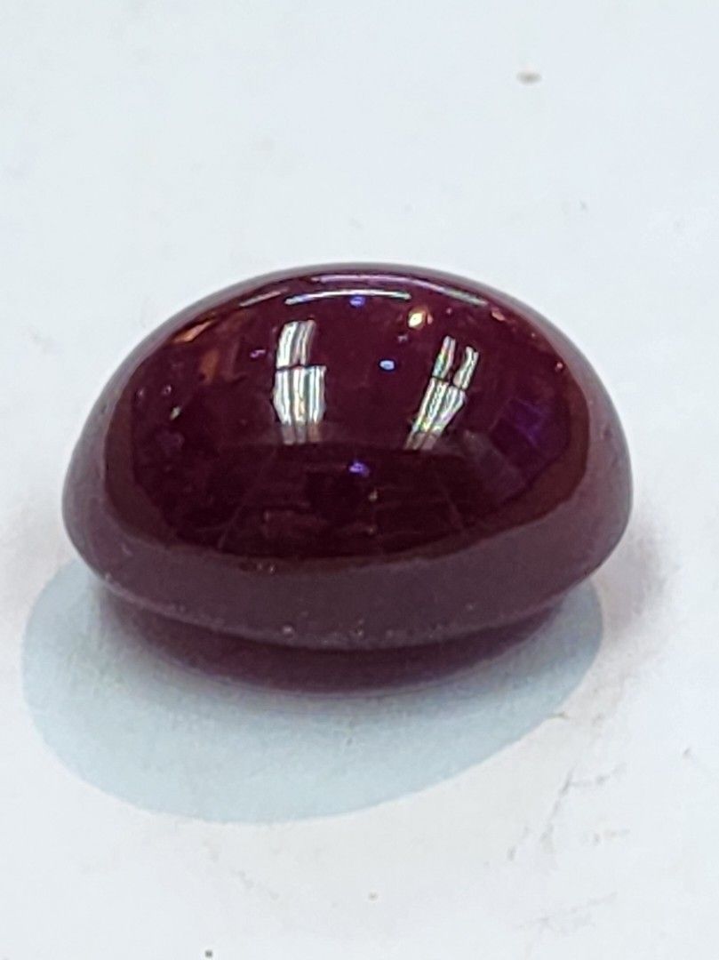 Pigeon blood ruby cabochon hotsell