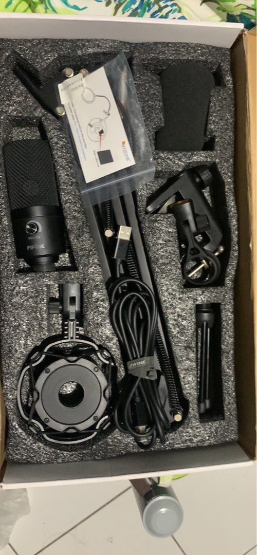 Rush!!!! Fifine T669, Audio, Microphones on Carousell