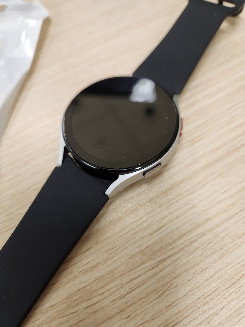 Samsung Watch 5 44mm wifi UK Version Mobile Phones Gadgets