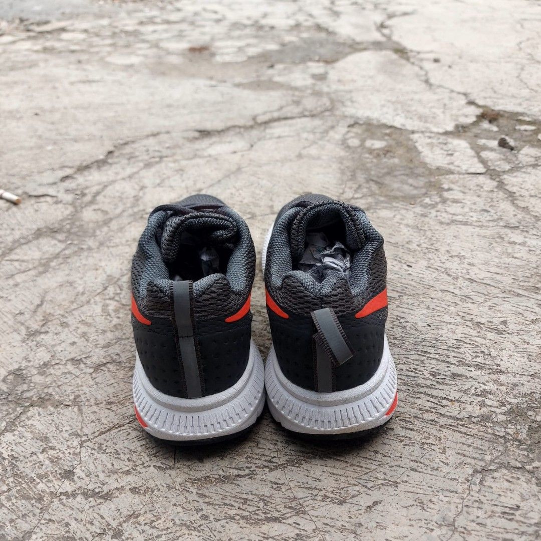 nike shield zoom winflo 4