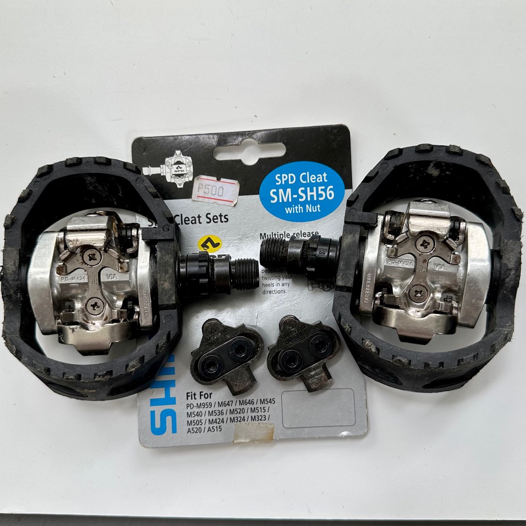 Shimano PD M424 pedal with cleats