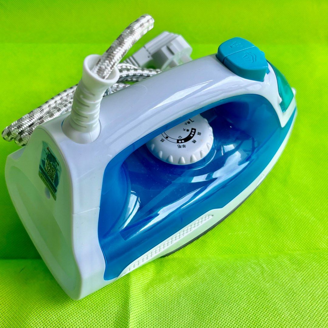 Steam Iron, TV & Home Appliances, Irons & Steamers on Carousell