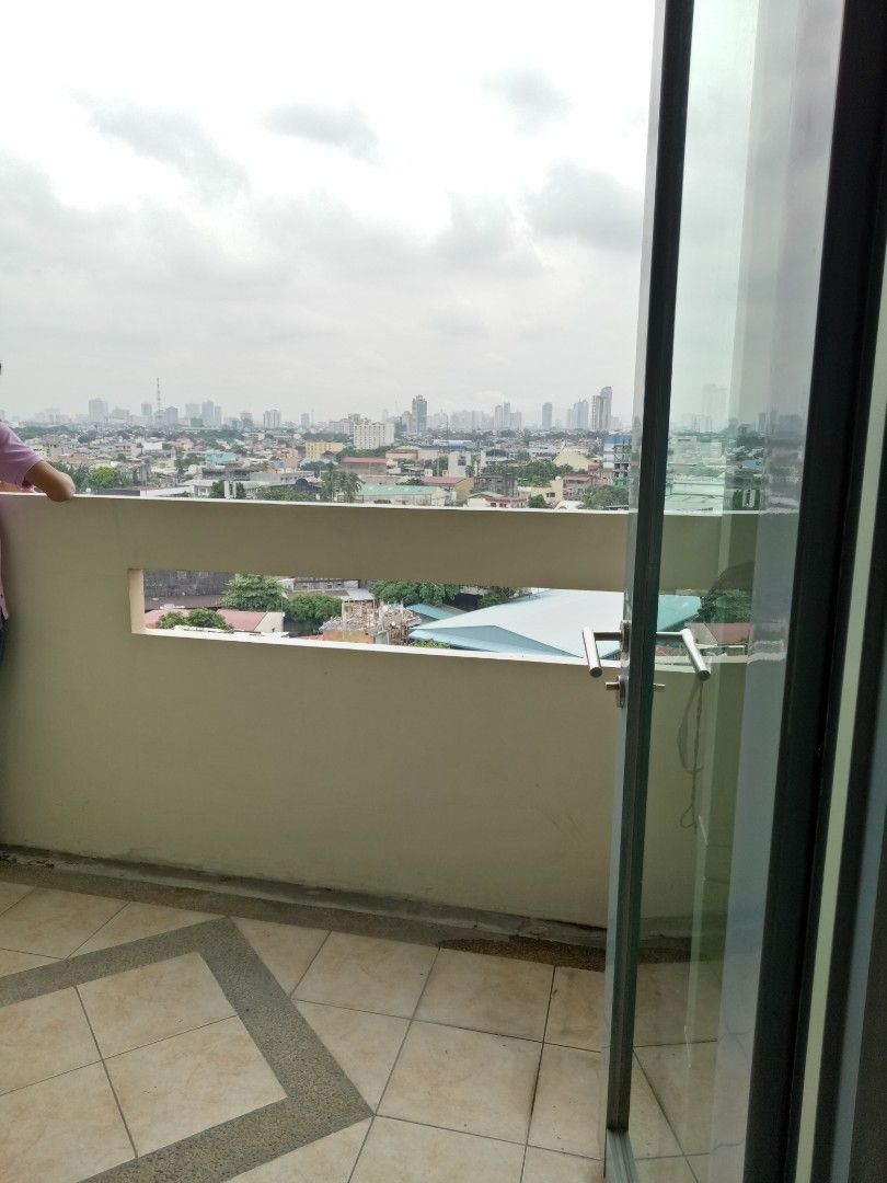 Studio Unit for rent Tivoli Garden DMCI Mandaluyong near Rockwell