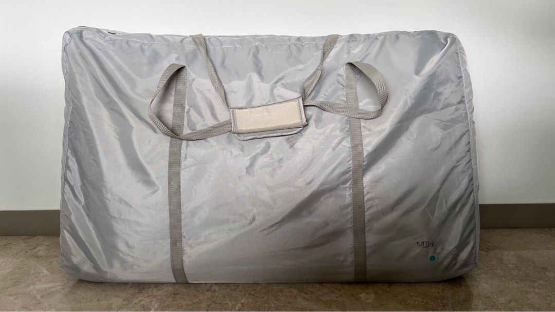 Tutti Bambini CoZee bedside crib, Babies & Kids, Baby Nursery & Kids