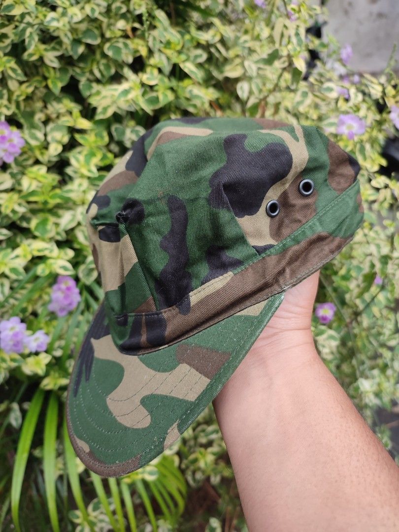 usmc utility military cap (Category: Caps & Hats) located in Dasmarinas. Submitted by ezek_thriftfinds (Listing ID 1210764463, Image 1). Description: legit BDU WOODLAND 8 Point MARINE CORP fitted size medium brandnew condition no issue see pics for details.