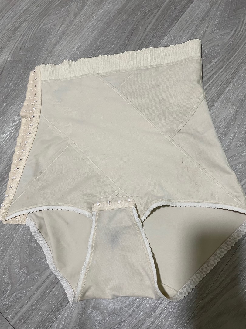 Wink Binder Large, Women's Fashion, Maternity wear on Carousell