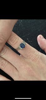 18cat White gold genuine sapphire & diamond ring