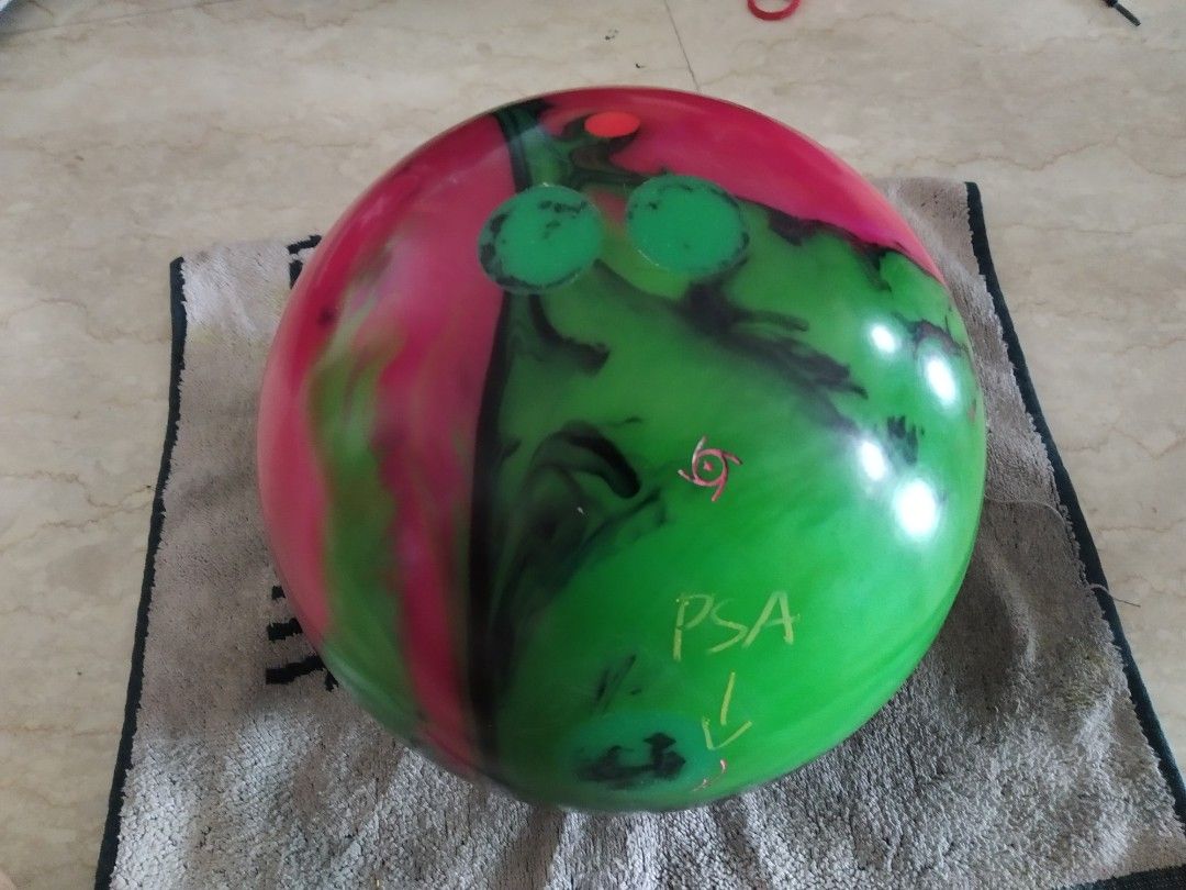 14lbs Storm Nova bowling ball, Sports Equipment, Sports & Games