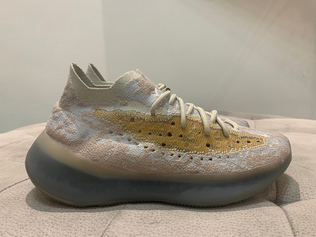 Yeezy 500 pepper top