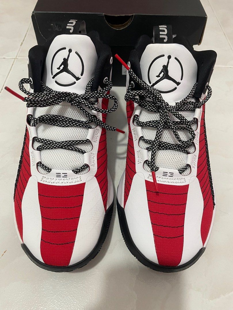 Air Jordan Jumpman 2021 PF, Men's Fashion, Footwear, Sneakers on Carousell