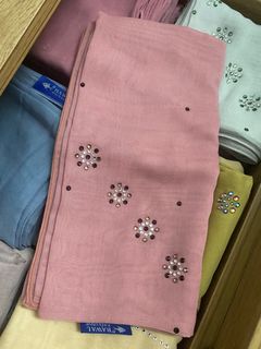 (Category: ) located in . Submitted by thirahysf (Listing ID 1210895220, Image 1). Description: .