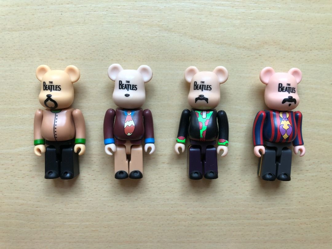 Bearbrick The Beatles (Yellow Submarine)